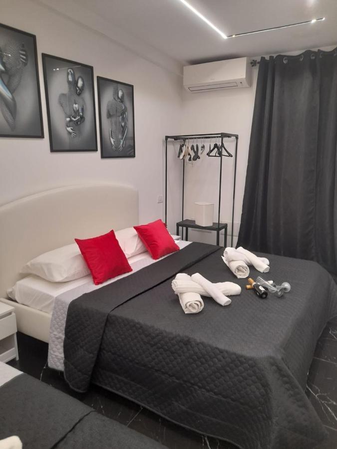 Lux House Naples Airport酒店 外观 照片