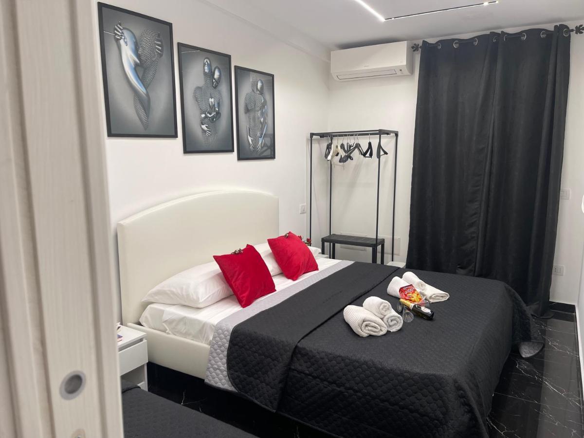 Lux House Naples Airport酒店 外观 照片