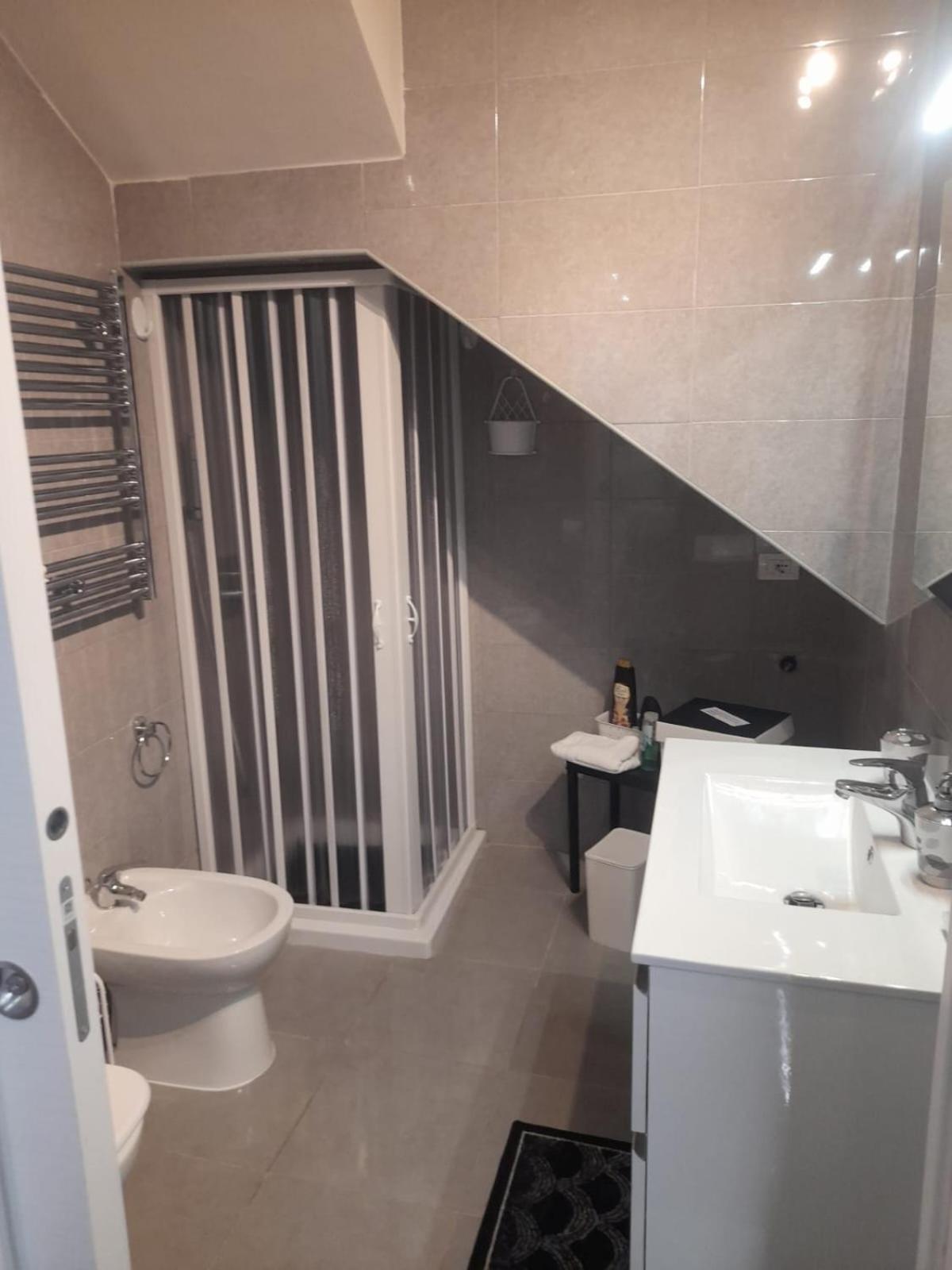 Lux House Naples Airport酒店 外观 照片