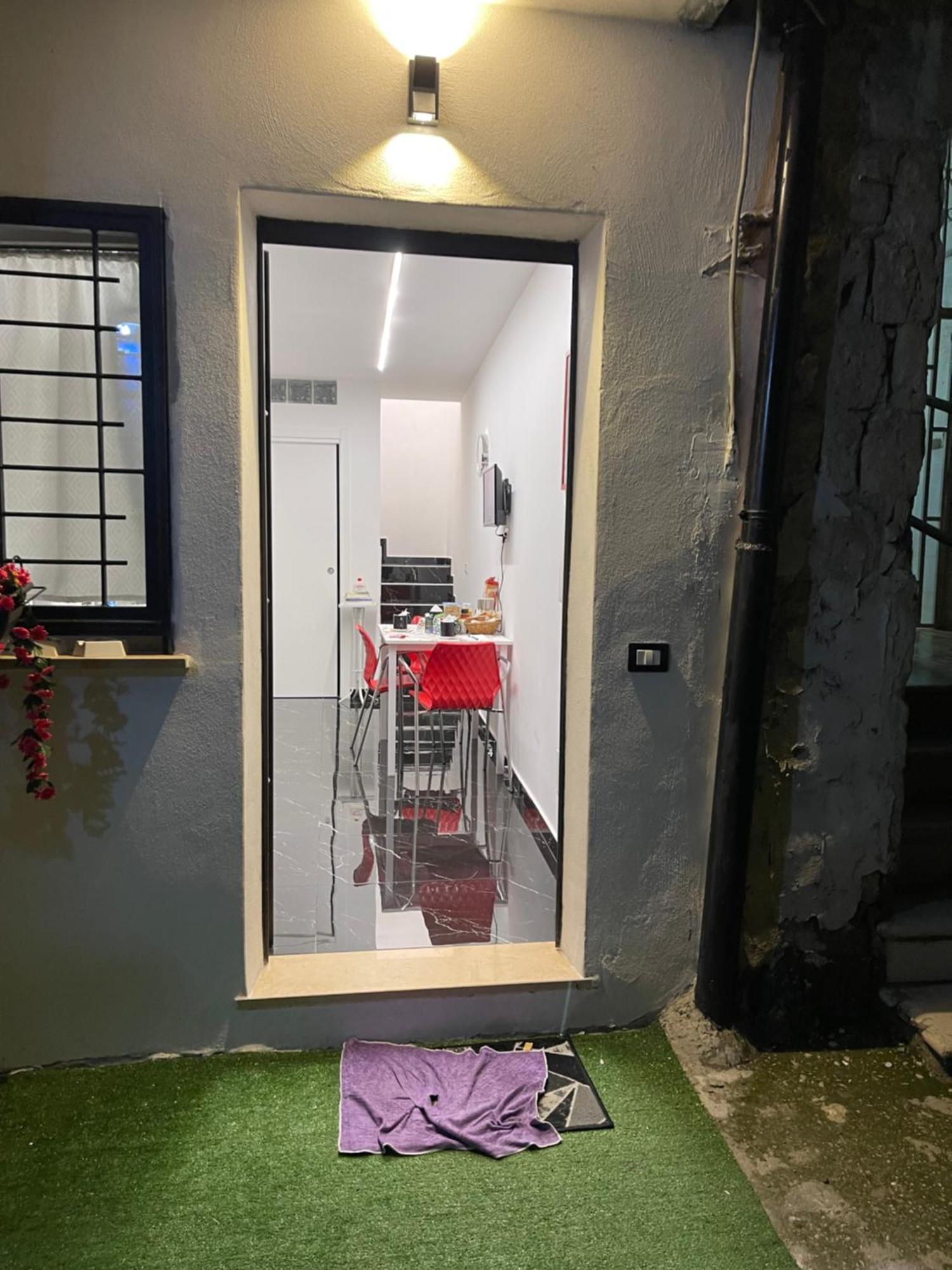 Lux House Naples Airport酒店 外观 照片